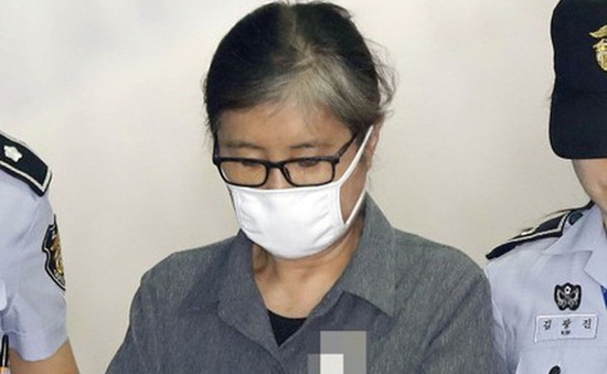 Bà Choi Soon-sil bị kết án 3 năm tù