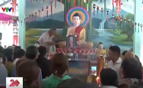 Không có chuyện hình Phật tỏa hào quang như tin đồn tại Kiên Giang