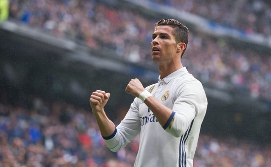 Ronaldo lại ẵm danh hiệu VĐV hay nhất châu Âu