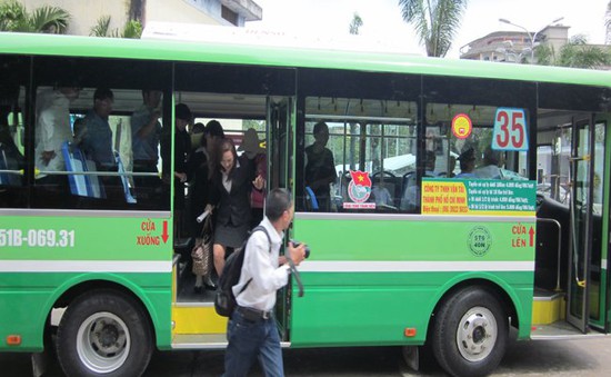 34 trường học tại TP.HCM sẽ được sử dụng vé xe bus điện tử