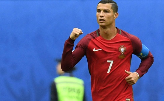 Ronaldo chỉ còn kém 1 người về số bàn thắng cho ĐTQG ở châu Âu