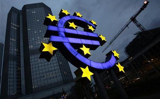 ECB cảnh báo chính phủ các nước cần sẵn sàng cho việc tăng lãi suất