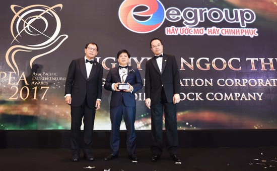 Phát triển thành công Apax English, ông Nguyễn Ngọc Thủy được vinh danh tại giải thưởng APEA