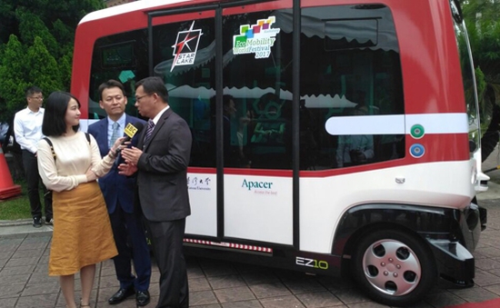 EZ10 - Xe bus không người lái đầu tiên ở Đài Loan