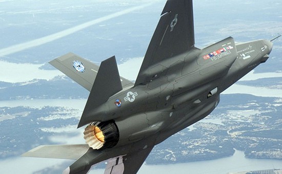 Lầu Năm Góc đạt thỏa thuận mua máy bay F-35