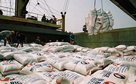 Việt Nam tham gia phiên đấu thầu nhập 250.000 tấn gạo của Philippines