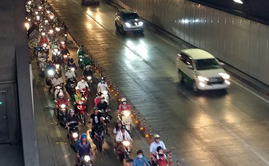 TP.HCM Triển khai giải pháp giảm ùn xe tại hầm vượt sông Sài Gòn