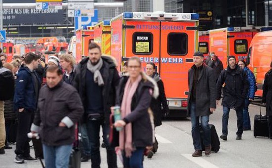 Đức đóng cửa sân bay khẩn cấp vì độc tố