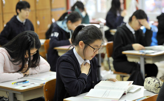 Học sinh Hàn Quốc thiếu ngủ trầm trọng