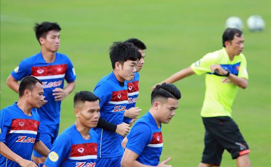 Trước trận gặp ĐT Campuchia, bàn về HLV trưởng ĐT Việt Nam