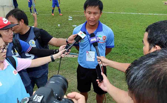 HLV Đinh Hồng Vinh làm HLV tạm quyền của ĐT U19 Việt Nam
