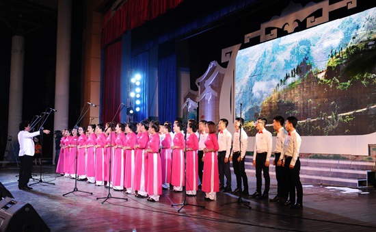 Hội thi Hợp xướng quốc tế Việt Nam 2017 - Đại nhạc hội ngập tràn dư vị cảm xúc