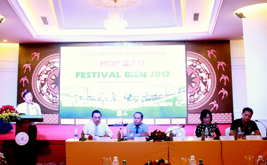 Tổ chức họp báo Festival Biển Nha Trang 2017