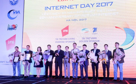 Vinh danh doanh nghiệp có ảnh hưởng lớn nhất đến sự phát triển Internet Việt Nam