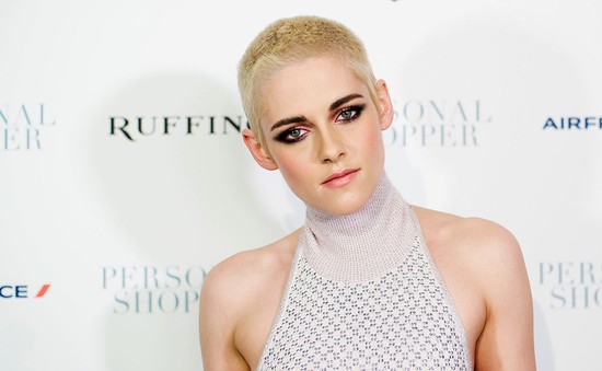 Kristen Stewart thích cạo tóc