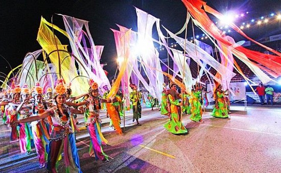 Nhiều lễ hội đặc sắc dịp Tết Nguyên đán ở Singapore