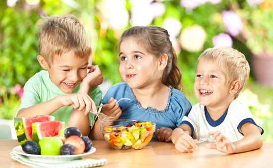 Dinh dưỡng: “Chìa khóa” giúp trẻ tăng chiều cao