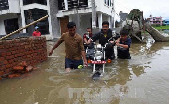 Lũ lụt, lở đất gây thương vong lớn ở Nepal