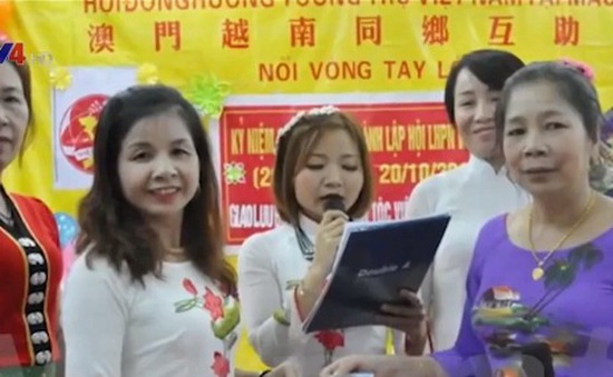 Cộng đồng người Việt tại Macau ủng hộ đồng bào lũ lụt