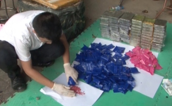 Lạng Sơn: Bắt giữ 59 bánh heroin, 36.000 viên ma túy tổng hợp