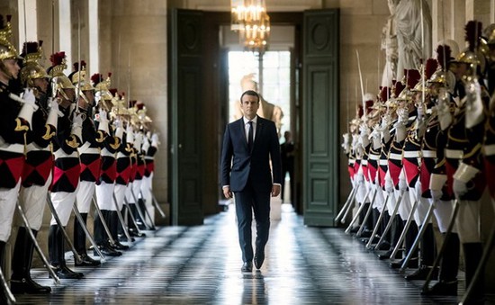 Chính phủ Pháp thắng ở cuộc bỏ phiếu tín nhiệm đầu tiên tại Hạ viện