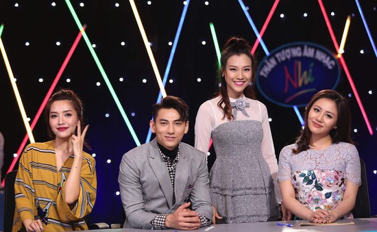 Isaac lịch lãm xuất hiện bên Văn Mai Hương, Bích Phương chấm thi Vietnam Idol Kids
