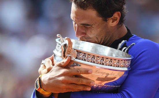 Vô địch Pháp mở rộng, Nadal hoán đổi vị trí với Djokovic