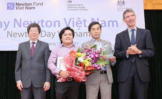 Duy trì hệ thống viễn thông trong điều kiện thiên tai đoạt giải thưởng Newton Việt Nam 2017