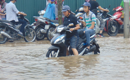 Trước mùa mưa bão 2017, Hà Nội còn 18 điểm úng ngập cố hữu