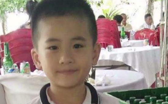 Bé trai 6 tuổi mất tích bí ẩn ở Quảng Bình