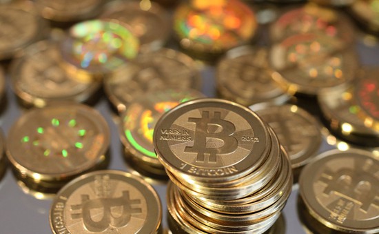 Bitcoin lao dốc mạnh: Tương lai nào cho các đồng tiền ảo?