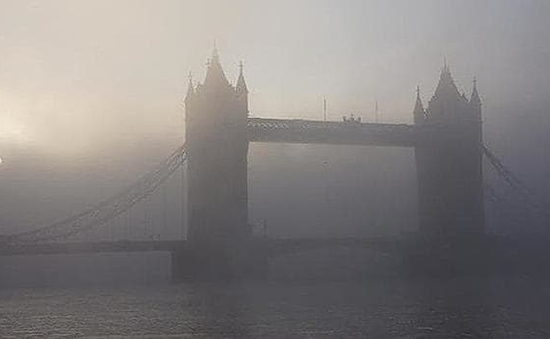 Thủ đô nước Anh kích hoạt cảnh báo ô nhiễm không khí