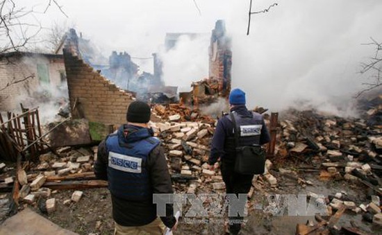 Nổ mìn ở miền Đông Ukraine, 2 nhân viên OSCE thương vong