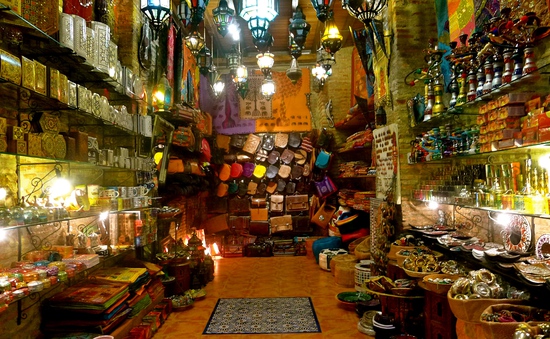 Độc đáo chợ cổ xứ Arab