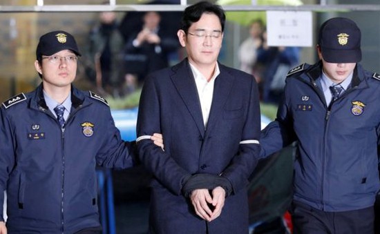 Phó Chủ tịch Samsung bị đề nghị mức án 12 năm tù giam
