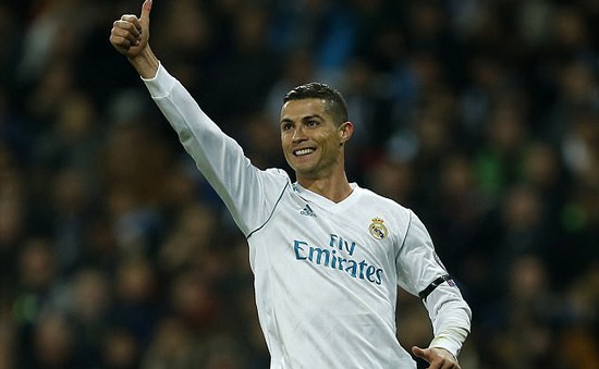 Cùng lúc cán 2 kỷ lục, Ronaldo khó để tuột Quả bóng vàng FIFA