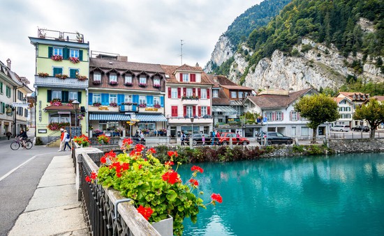 Cảnh đẹp Thụy Sĩ khiến bất cứ ai cũng phải mê mẩn