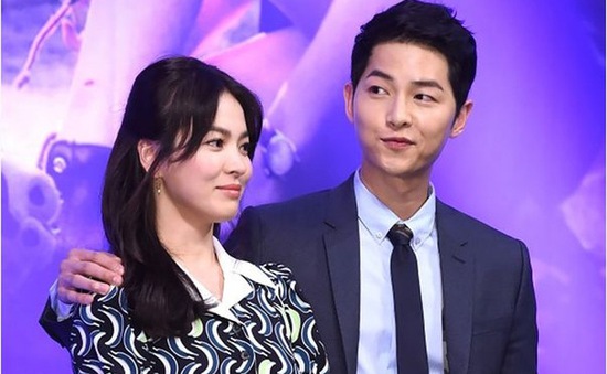 Mải theo dấu bộ đôi Song Joong Ki - Song Hye Kyo, một chương trình nhận "trái đắng"