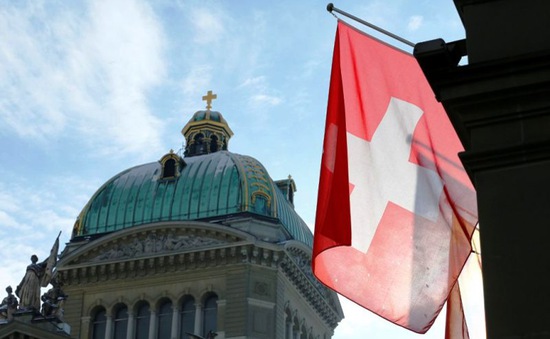 Thụy Sĩ nới lỏng quy định nhập tịch