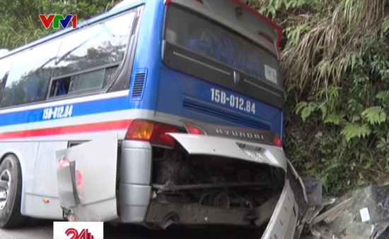 Tai nạn xe khách ở Vĩnh Phúc, 2 người thiệt mạng