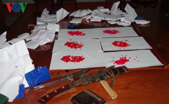 Bộ đội biên phòng Kon Tum bắt giữ hơn 10.000 viên ma túy tổng hợp
