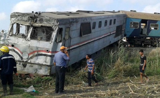 Tai nạn đường sắt thảm khốc ở Ai Cập, hơn 100 người thương vong
