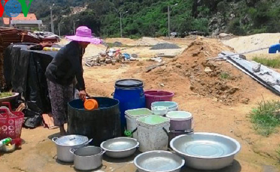 Kêu gọi hỗ trợ nước uống cho người dân vùng bão lũ Khánh Hòa