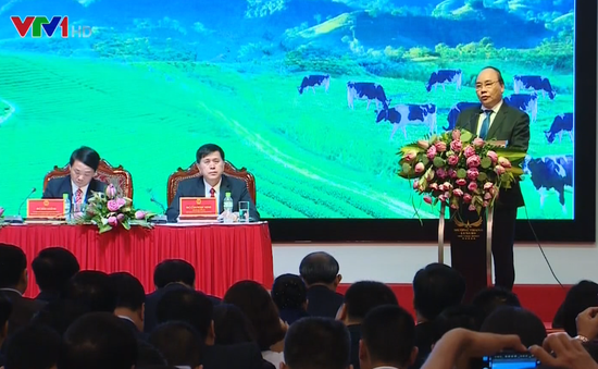 Thủ tướng Nguyễn Xuân Phúc: "Kiến tạo là phải vượt lên chính mình"