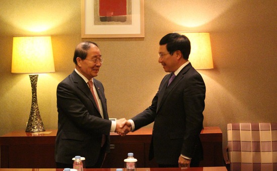Phó Thủ tướng, Bộ trưởng Bộ Ngoại giao Phạm Bình Minh thăm chính thức Hàn Quốc