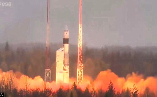 Nga phóng vệ tinh giám sát bầu khí quyển Trái Đất