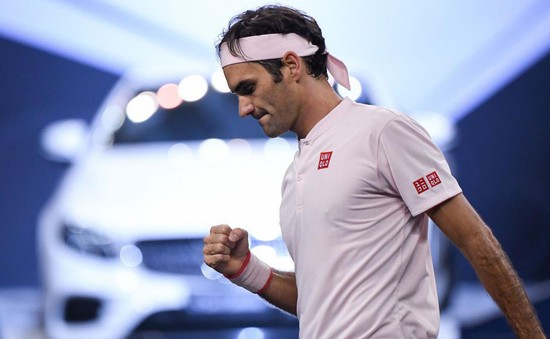 Federer hẹn Nishikori tại tứ kết Thượng Hải Masters 2018