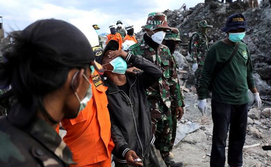 Indonesia dừng tìm kiếm các nạn nhân trong vụ động đất, sóng thần