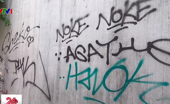 Vẽ Graffiti Lên Tường: Vẽ Graffiti Thiếu Thẩm Mỹ Nơi Công Cộng - Góc Nhìn  Từ Người Trong Cuộc | Vtv.Vn