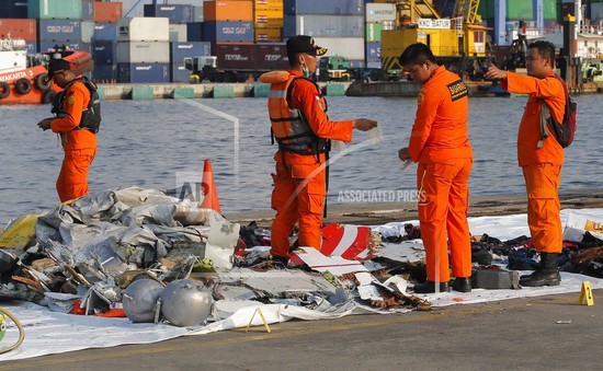 Đã tìm thấy 18 thi thể nạn nhân vụ rơi máy bay JT-610 tại Indonesia